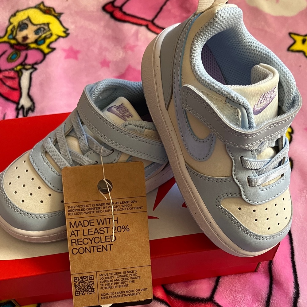 Nike Kids Light Blue and White Velcro Sneakers